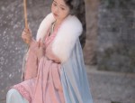 The Charm of Traditional Chinese Cheongsam for Little Girls:A Closer Look at the Qipao Blouse