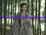 The Charm of Green Cheongsam:A Mid-Length Elegance