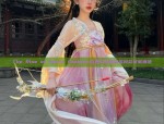 A Little Girl in a Purple Hanfu Skirt:The Enchantment of Traditional Chinese Elegance