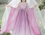 Dreaming in Hanfu:The Revival of Traditional Chinese Elegance