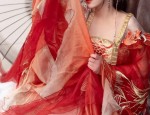 Purple Headdress and the Splendor of Traditional Hanfu:A Journey into the Realm of Purple