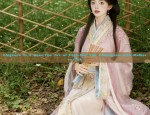 Elegance in a Gown:The Art of High-End Silk Cheongsam with Mulberry Silk
