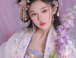 Embracing the Elegance of Cheongsam Despite Thick Legs