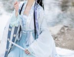 The Enchantment of Silk Cheongsam:Unraveling the Mystery of Silkworm Silk