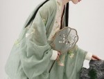 Autumn Winter Fashion:The Rise of New Chinese-Style Hanfu for Petite Figures