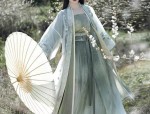The Evolution of Chinese-Style Bridesmaid Attire:The Revival of Hanfu Traditional Elegance