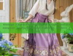 Vintage Charm:The Revival of Traditional Cheongsam as Performance Attire in Modern Times