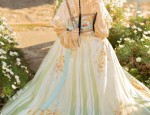 The Dominating Dame in Dark Hanfu Fashion