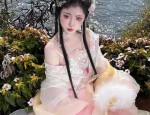 Summer Fashion:The Rise of Hanfu for Modern Women