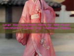 The Charm of Qipao with Short Cape:A Blend of Traditional Elegance and Modern Style