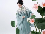 The Bride in Red Cheongsam:A Toast to Tradition and Elegance