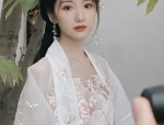 The Splendor of Hanfu Silk:Exploring the Rich Tapestry of Traditional Chinese Attire