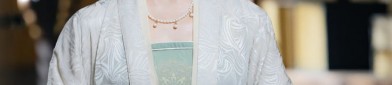 The Dawn of Green Cheongsam:Embracing the Elegance of Eco-Friendly Fashion