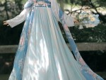 Lotus Pattern Cheongsam:A Blend of Traditional Elegance and Artistic Splendor