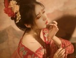 The Art of Pairing Qipao with Coats:A Guide to Traditional Elegance