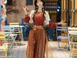 The Splendid Nine-Screen Cheongsam:A Symbol of Chinese Traditional Elegance