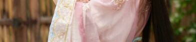 The Charm of Yu Sifengs Hanfu Fashion:Exploring the Essence of Traditional Chinese Clothing