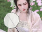 Traditional Chinese Attire:Pairing a Horseface Skirt with a Chinese-Style Blouse