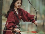 Summer in a Girls Cheongsam:A Tale of Tradition and Elegance