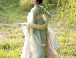 The Splendor of Hanfu:The Elegant Attire of Women in the Han Dynasty