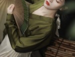 Winter Fashion for Little Girls in Traditional Hanfu Costumes