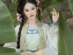 The Enchantment of Hanfu Horse-Tail Skirt for Young Girls:A Journey into Traditional Chinese Beauty