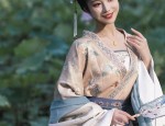 Revisiting the Classic:The Revival of Qipao in the Style of a 12-Year-Old Girl