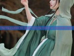 Summer Elegance in a Silk Cheongsam:The Art of Traditional Chinese Dress