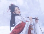 Reinventing Traditional Chinese Fashion:Modernized Hanfu with a New National Style