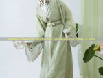 Traditional Chinese-Style Horseface Skirt with Embroidery for Children in Winter