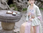 The Story of Cheongsam Shoes in Spring and Autumn