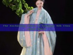 The Enchanting Charm of Xiangyun Silk Cheongsam Skirts