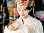 Summer in a Silk-Velvet Cheongsam:A Fashionable Journey