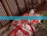 The Intricate Details of Cheongsams Inner Lining:The Skirt Band and Breast Padding