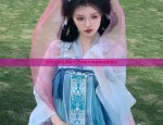 Embracing the New Era:Qipao Headdress for Modern Women