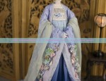 A 9-Year-Old Girls Journey into the World of Hanfu Fashion