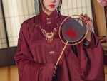Summer Chic in Cheongsam:The Secrets of Brightening Complexion for a Radiant Look