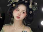 Charming and Elegant Petite Women in Cheongsam:The Essence of Traditional Beauty