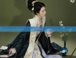 The Elegance of White Moonlight and Cinnabar痣 in Traditional Chinese Hanfu Fashion