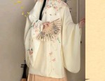 A Little Girl in Traditional Chinese Hanfu:A Journey into Ancient Elegance
