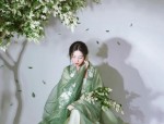 The Elegance of White Cheongsam with an Outer Layer