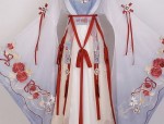 Little Girl in a Silk-Blend Hanfu:The Charm of Traditional Chinese Elegance