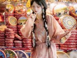 Reinventing Traditional Cheongsam with High-End Ramie Fabric Innovations