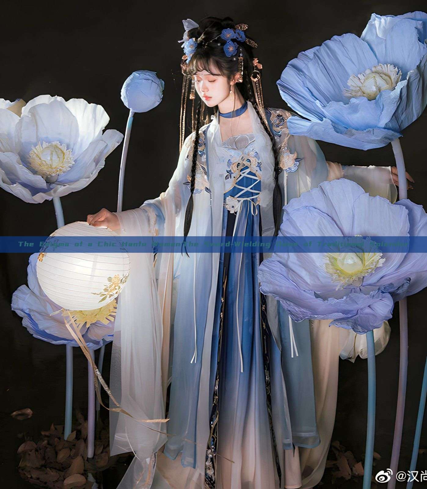 The Enigma of a Chic Hanfu Woman:The Sword-Wielding Dame of Traditional Splendor The Enigma of a Chic Hanfu Woman:The Sword-Wielding Dame of Traditional Splendor