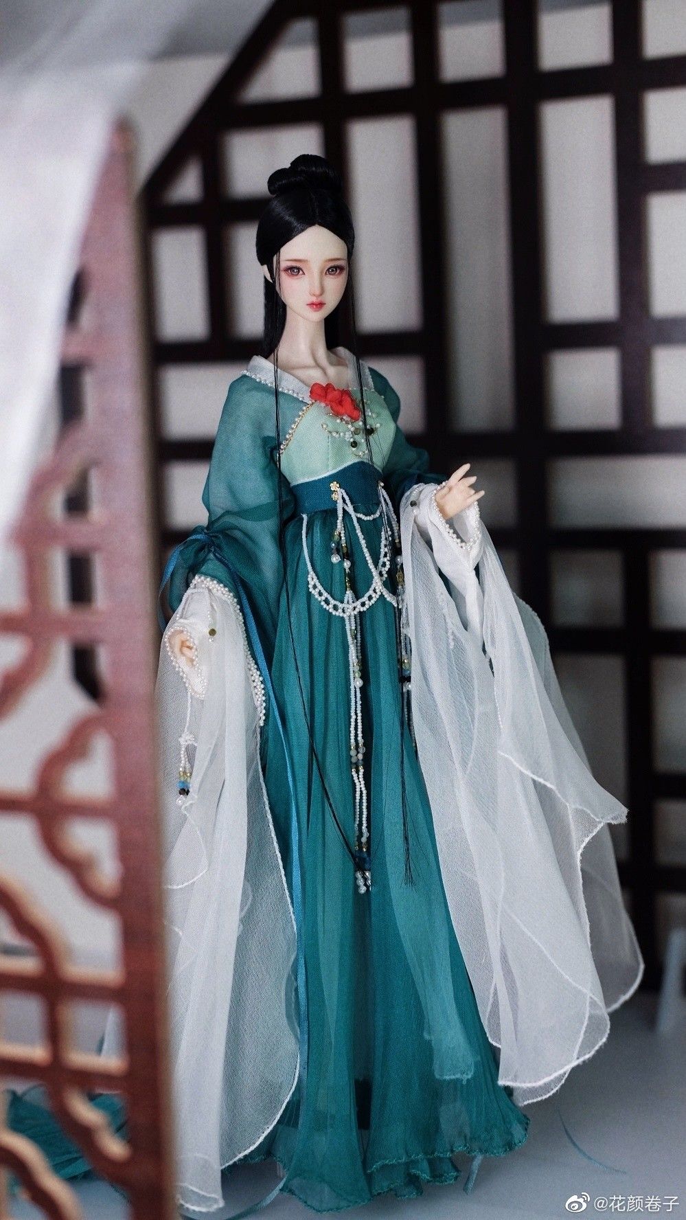 Embracing the Summer with Cheongsam Skirts and Undergarments Embracing the Summer with Cheongsam Skirts and Undergarments
