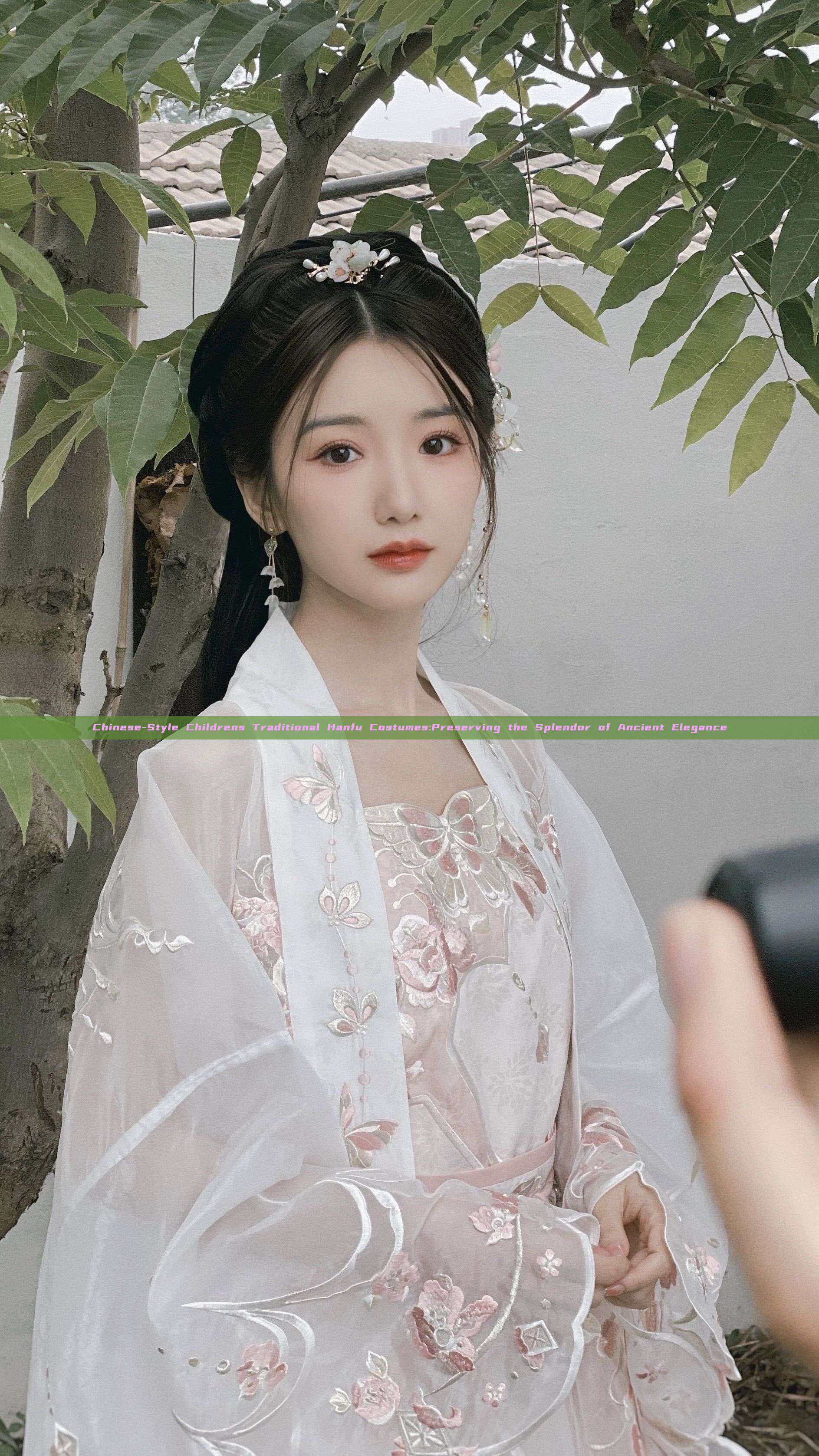 Chinese-Style Childrens Traditional Hanfu Costumes:Preserving the Splendor of Ancient Elegance Chinese-Style Childrens Traditional Hanfu Costumes:Preserving the Splendor of Ancient Elegance