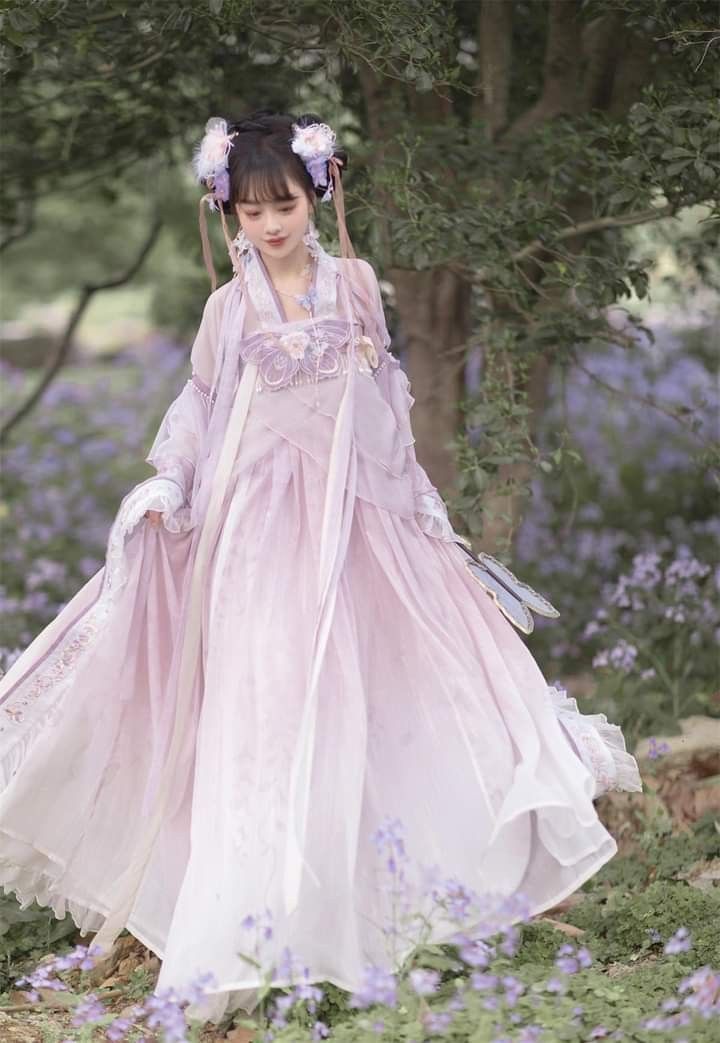 Luzhou Moon:The Original Hanfu Fashion Luzhou Moon:The Original Hanfu Fashion