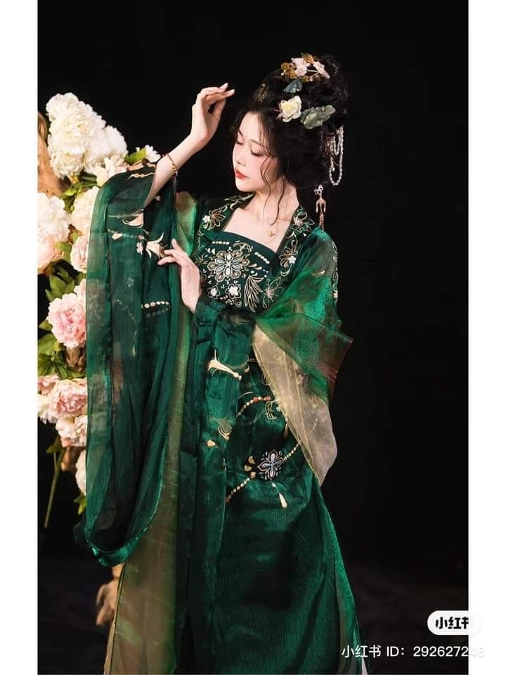 The Charm of Light Grey Cheongsam:A Timeless Elegance The Charm of Light Grey Cheongsam:A Timeless Elegance