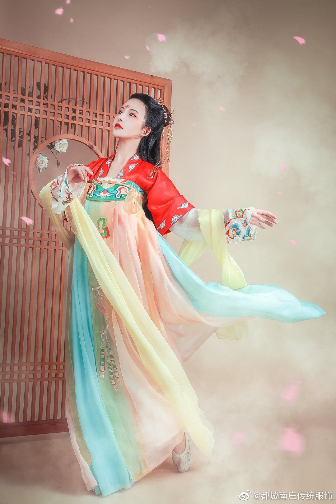Summer Cheongsam Toast Gowns:A Blend of Tradition and Elegance Summer Cheongsam Toast Gowns:A Blend of Tradition and Elegance