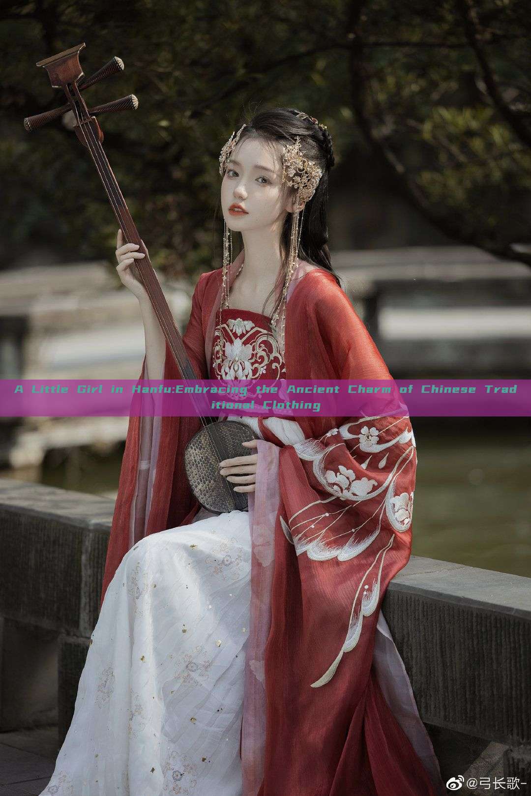 A Little Girl in Hanfu:Embracing the Ancient Charm of Chinese Traditional Clothing A Little Girl in Hanfu:Embracing the Ancient Charm of Chinese Traditional Clothing